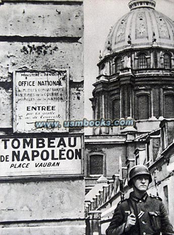 Nazi guard in front of the tomb of Napoleon 1940